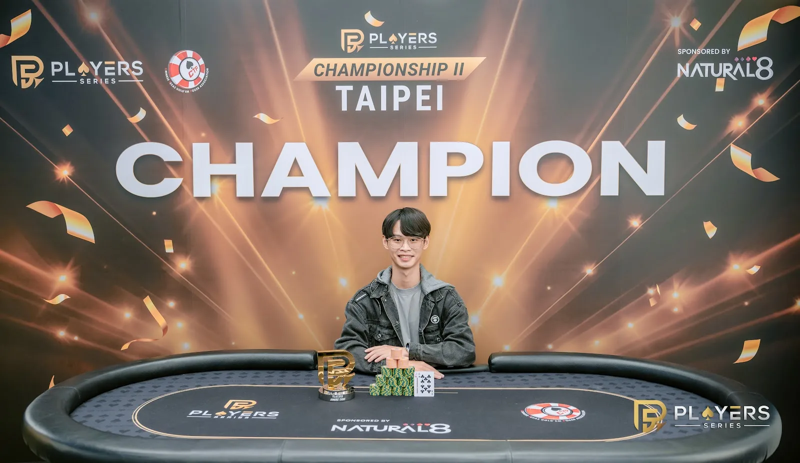 Liu Ming Sheng, champion