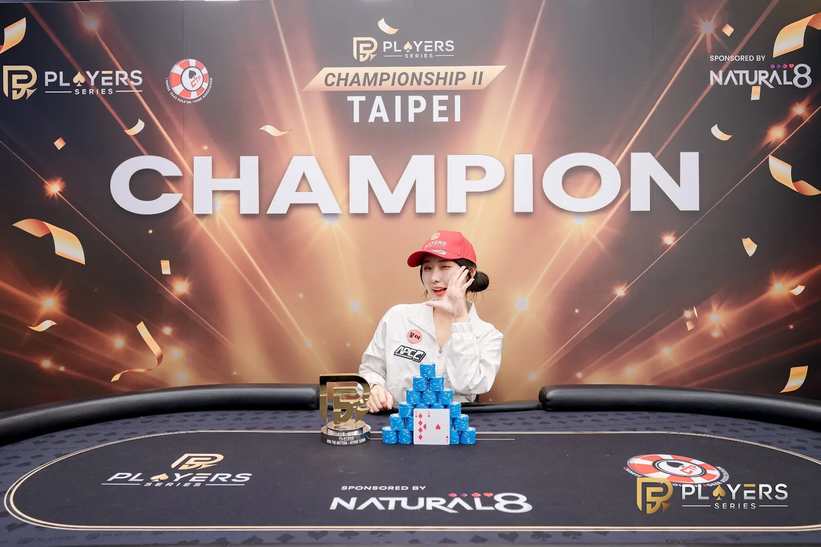 Cho Daram, champion