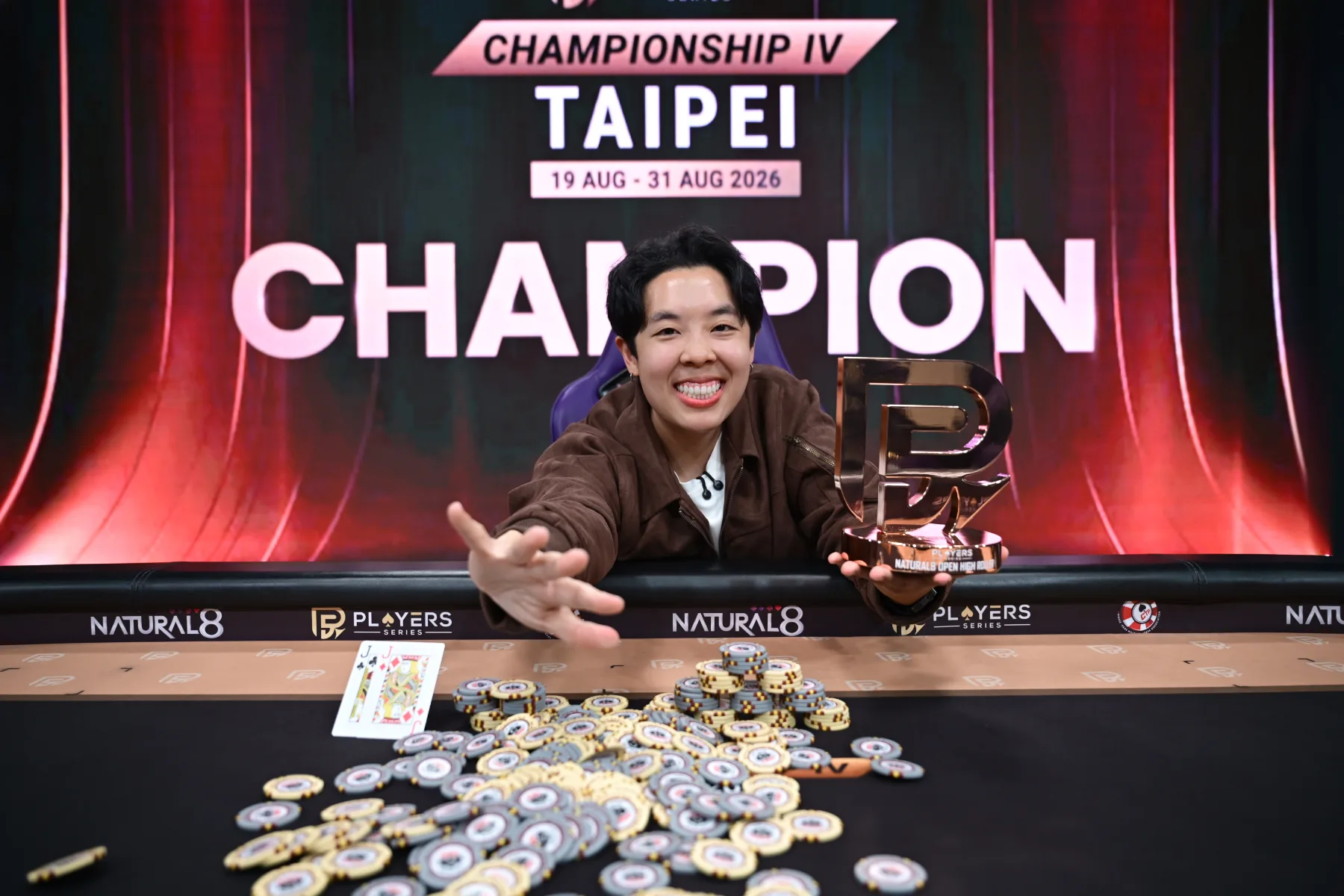 Wipawadee Kanaraksapong - Natural8 Open High Roller champion